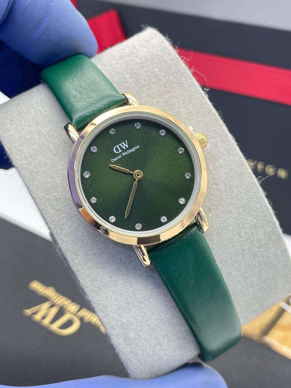 DANIEL WELLINGTON montre
