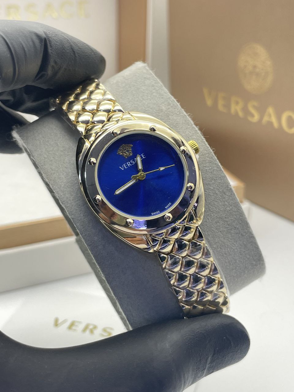 Montre Versace Élégante